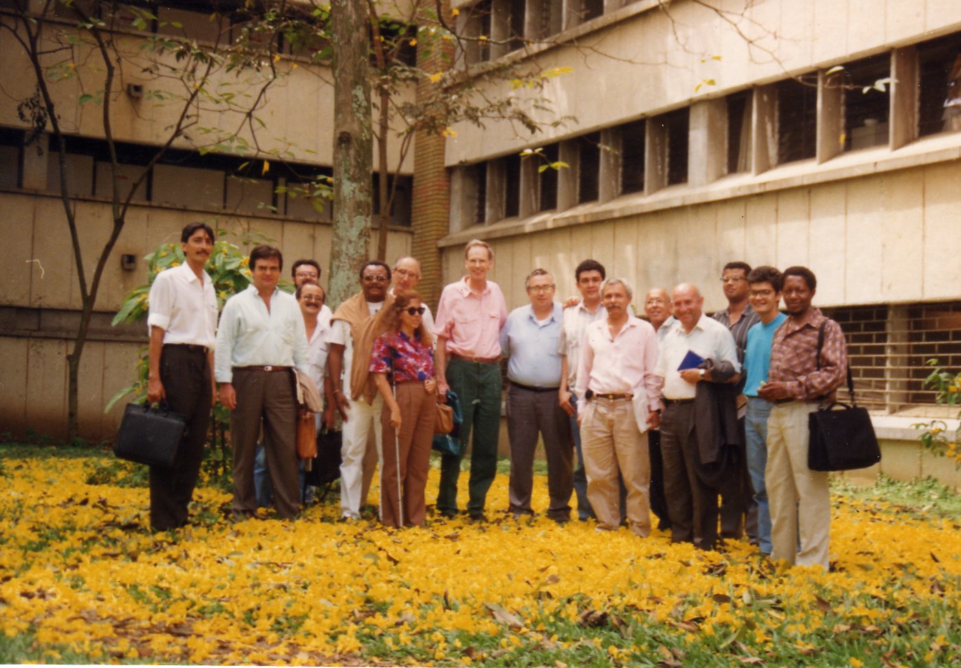 318 P11 Columbia 1995517